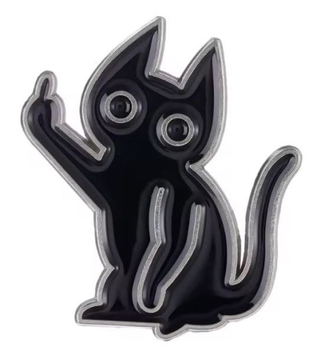 Przypinka emaliowana metalowa PIN Czarny kot Cursing cat