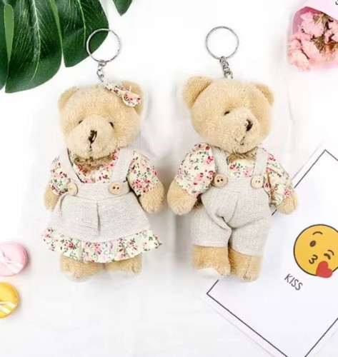 Brelok pluszowy uroczy miś białe ubranko 13cm