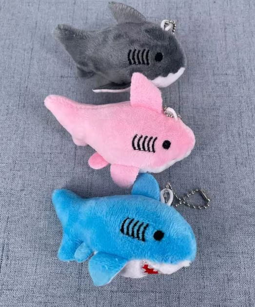 Breloczek pluszowy szary rekin wodny przyjaciel 8cm