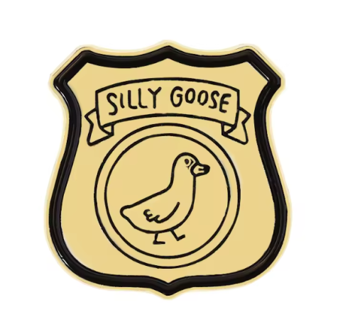 Przypinka emaliowana metalowa PIN Gęś Gąska Silly Goose Odznaka