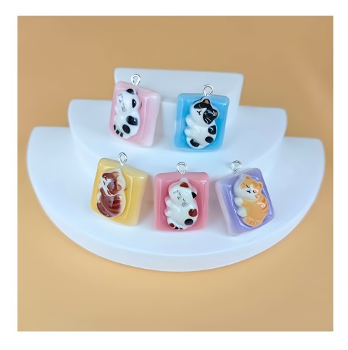 Zawieszka żywiczna Charms Śpiące kotki Kawaii 5 sztuk