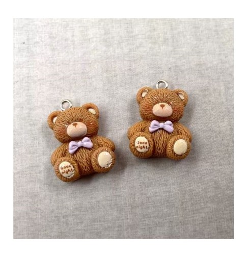 Zawieszka żywiczna Charms Misiaczek z kokardą Kawaii 2 sztuki