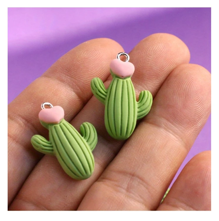 Zawieszka żywiczna Charms Zakochane kaktusy Kawaii 4 sztuki