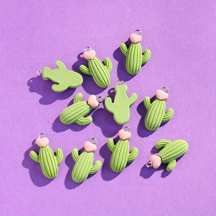 Zawieszka żywiczna Charms Zakochane kaktusy Kawaii 4 sztuki