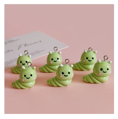 Zawieszka żywiczna Charms Uśmiechnięte gąsiennice Robaczki Kawaii 2 sztuki