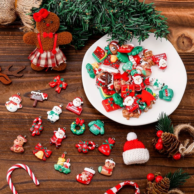 Zawieszka żywiczna Charms Boże Narodzenie Święta MIX wzorów 10 sztuk