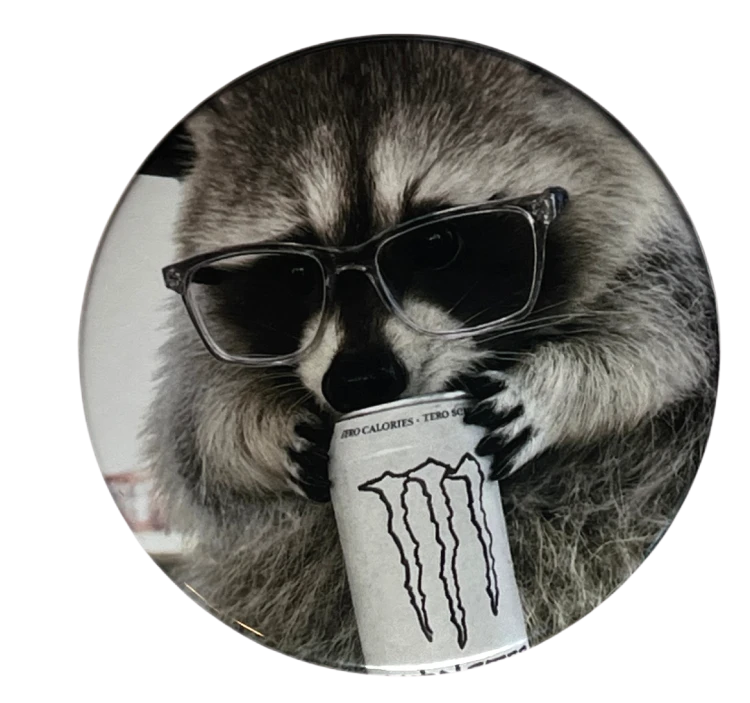 Przypinka button badzik badge Szop Okularnik Monster Meme Memy 58mm