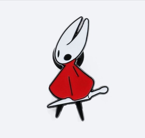 Przypinka emaliowana metalowa PIN Hornet Hollow Knight ver. 6