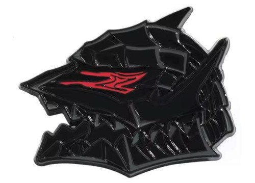 Przypinka emaliowana metalowa PIN Hełm Gutsa Berserk
