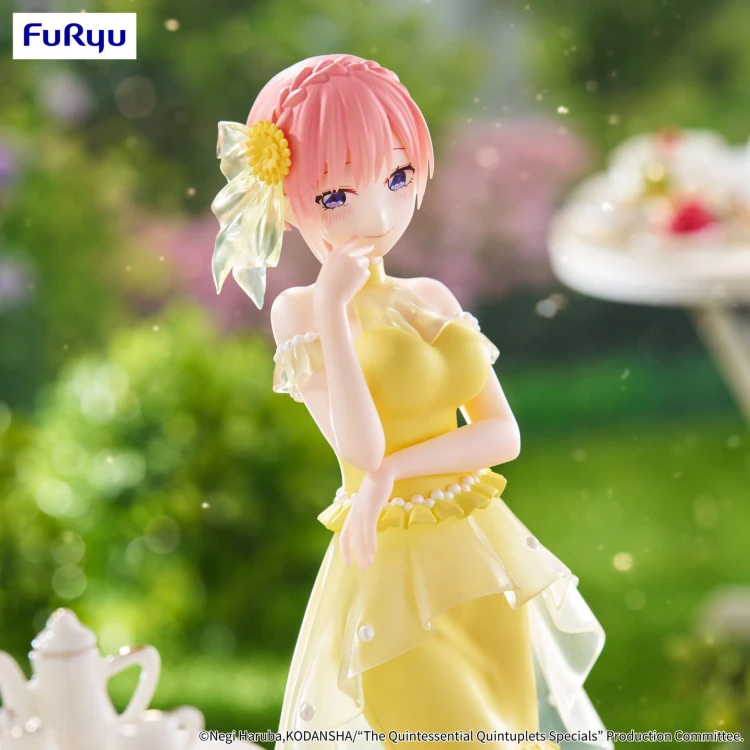 Figurka Nakano Ichika z Sposób na pięcioraczki Pastel Dress Ver. 21 cm