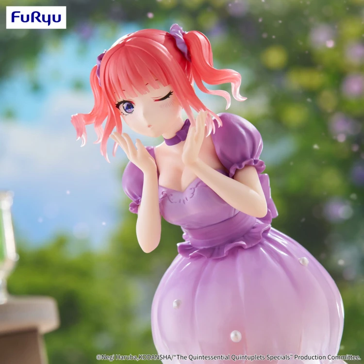 Figurka Nakano Nino z Sposób na pięcioraczki Pastel Dress Ver. 21 cm